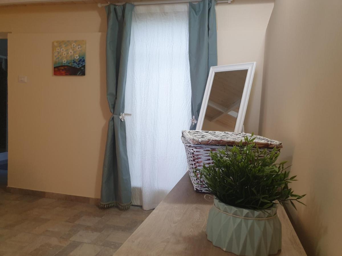 La Petite Maison Apartment *